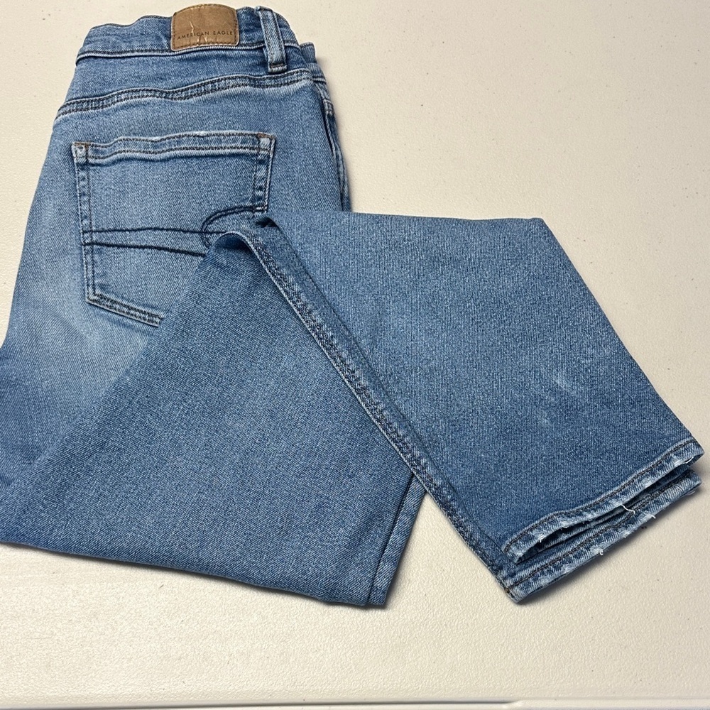American Eagle Mom Jeans